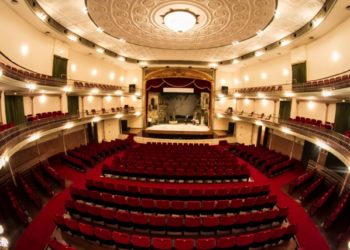 coral-jovem-do-estado-de-sp-homenageia-compositoras-no-theatro-são-pedro