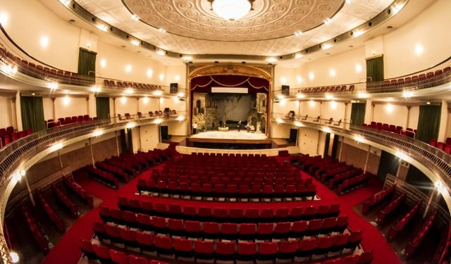 coral-jovem-do-estado-de-sp-homenageia-compositoras-no-theatro-são-pedro