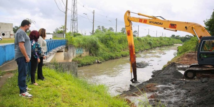 Margens do Córrego Itaim