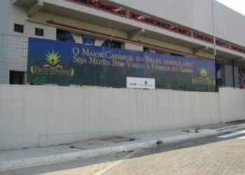 Mostra na Fábrica do Samba