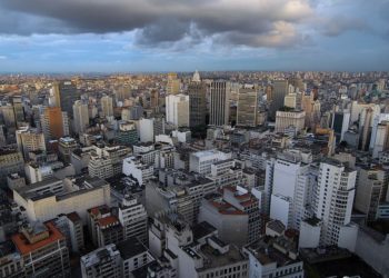 Empregos no mês de abril