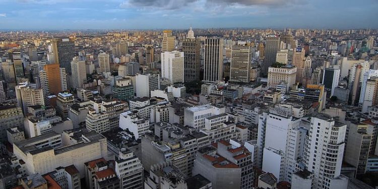 Empregos no mês de abril