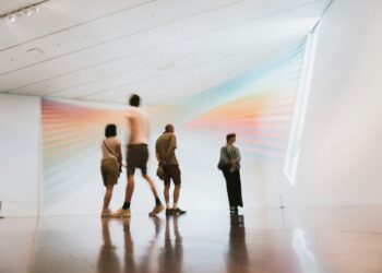 “Cazuza Exagerado”: maior mostra já feita sobre o artista chega a São Paulo com IA e holograma