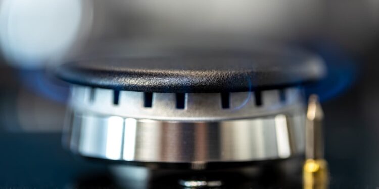 Vale-recarga do Gás do Povo entra em nova fase com alcance ampliado