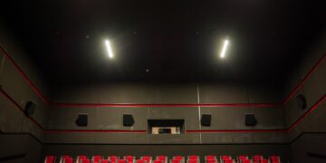 Livro registra cinemas abandonados e a memória de quem mantém essas salas vivas