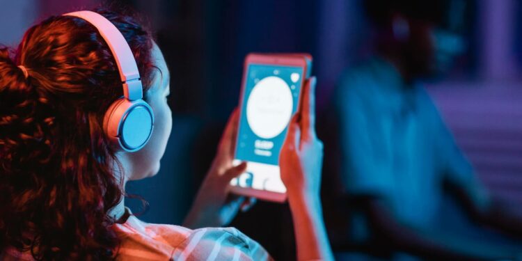 Spotify prepara selo para identificar perfis de música criados por inteligência artificial